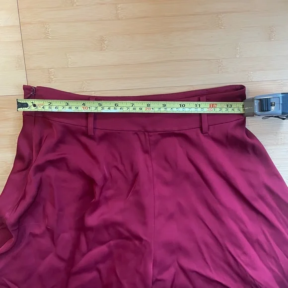 Lilysilk Wide-Legged Silk Fig Pants in Oxblood, Size 27 - Picture 9 of 9